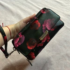 REACTION KENNETH COLE Wallet